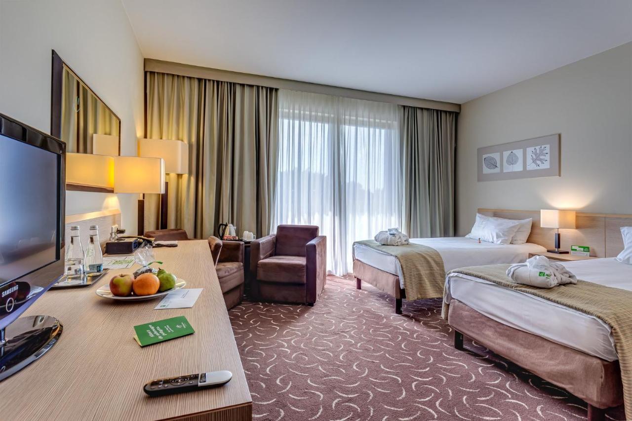 Holiday Inn Resort Warsaw Jozefow By Ihg Εξωτερικό φωτογραφία
