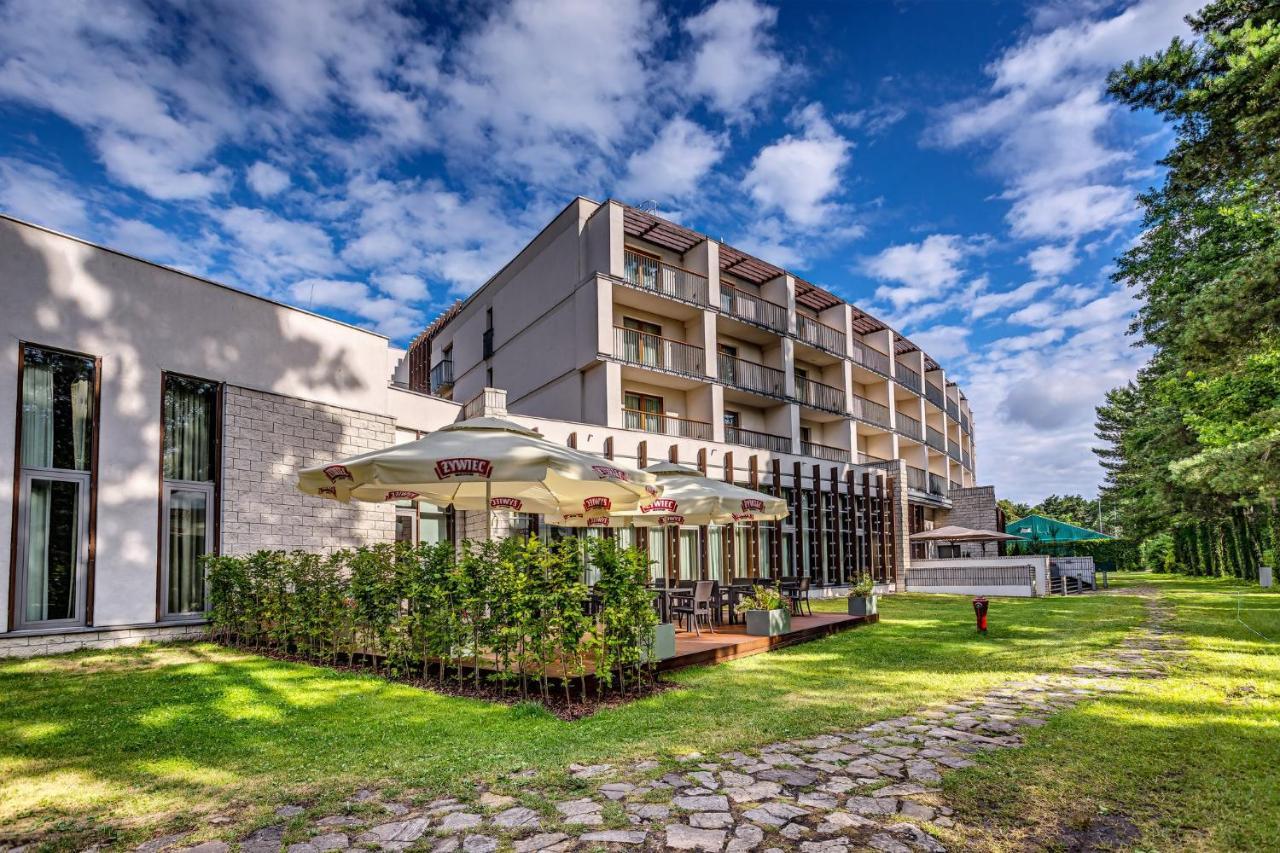 Holiday Inn Resort Warsaw Jozefow By Ihg Εξωτερικό φωτογραφία