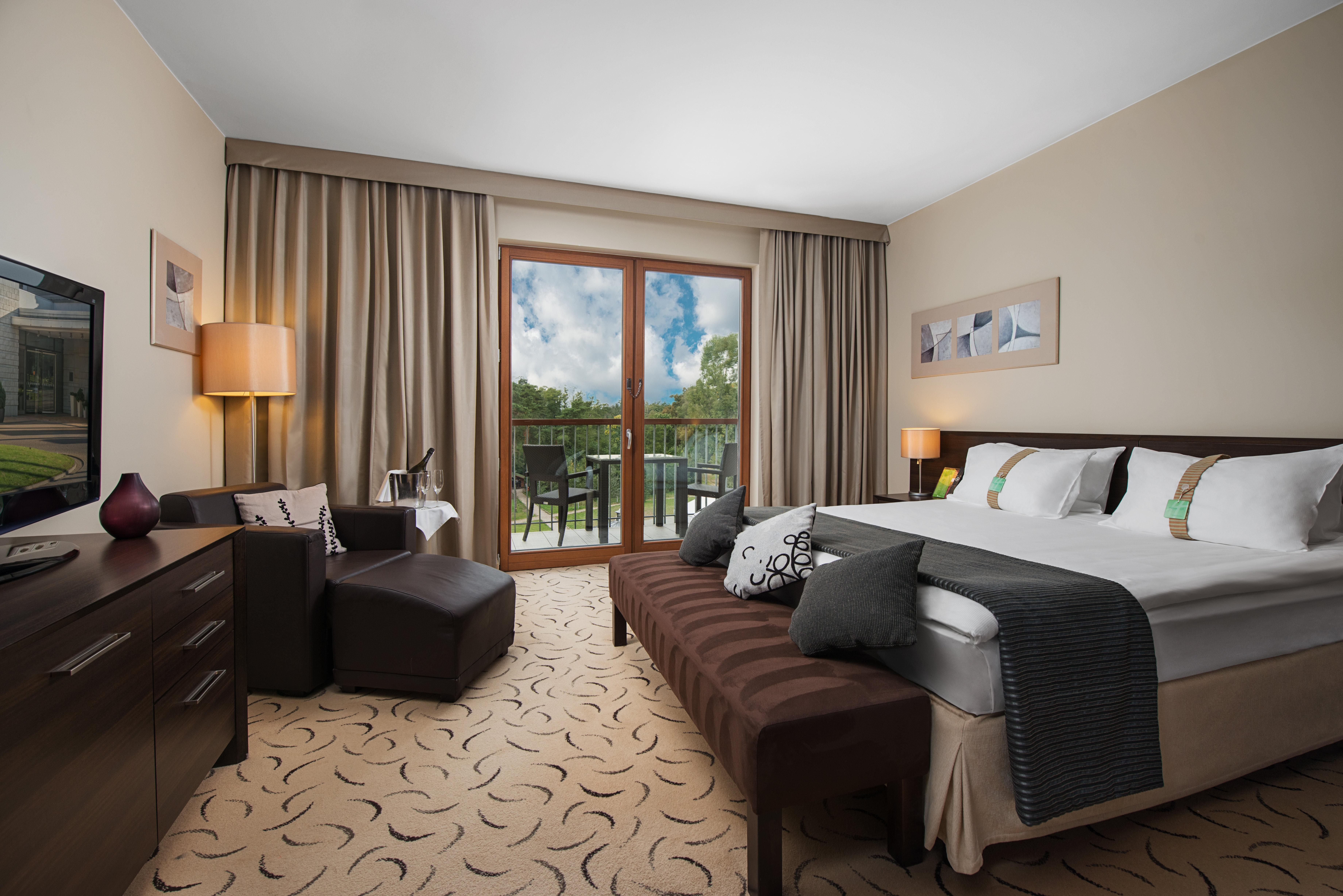 Holiday Inn Resort Warsaw Jozefow By Ihg Εξωτερικό φωτογραφία