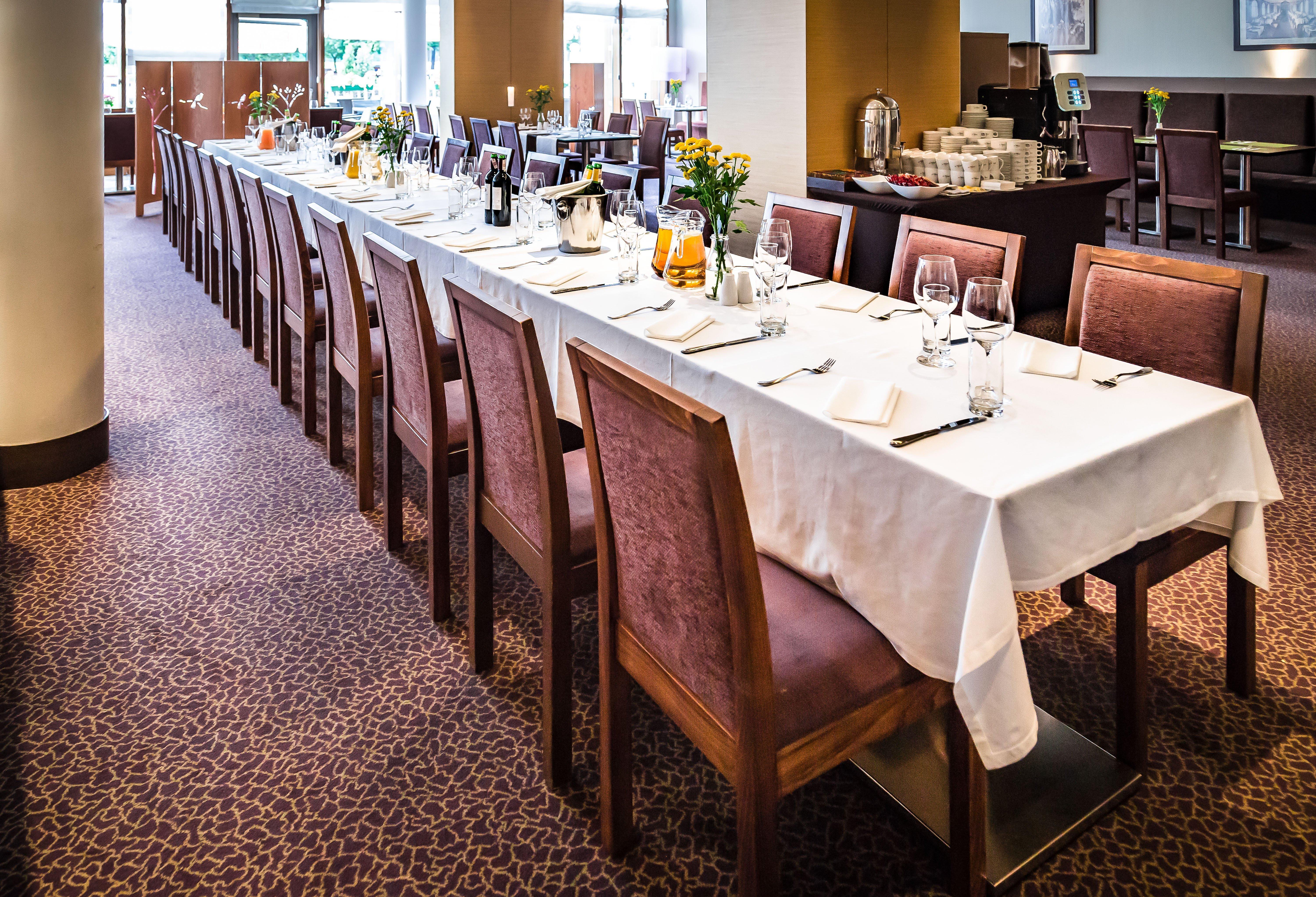 Holiday Inn Resort Warsaw Jozefow By Ihg Εξωτερικό φωτογραφία