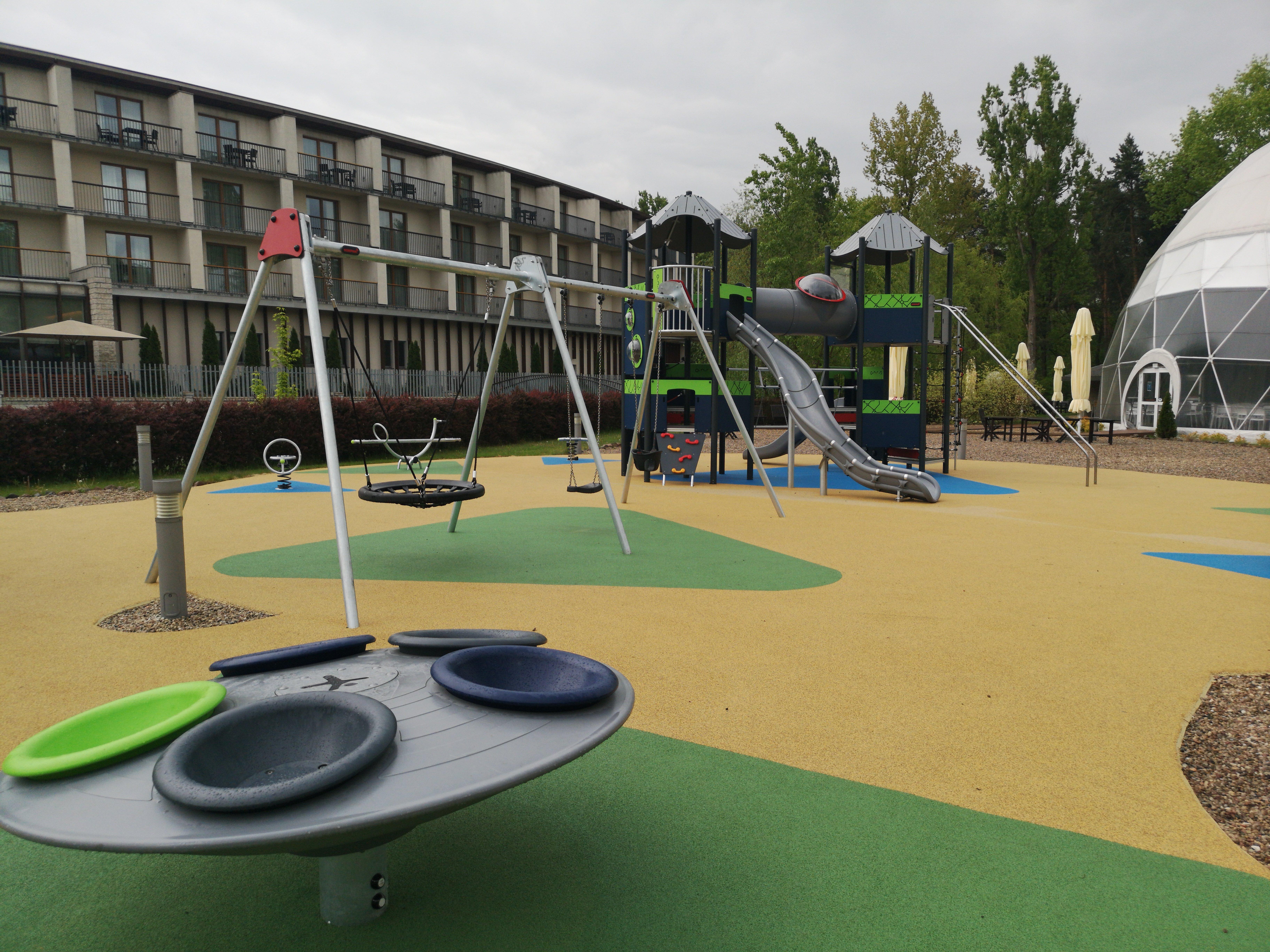 Holiday Inn Resort Warsaw Jozefow By Ihg Εξωτερικό φωτογραφία